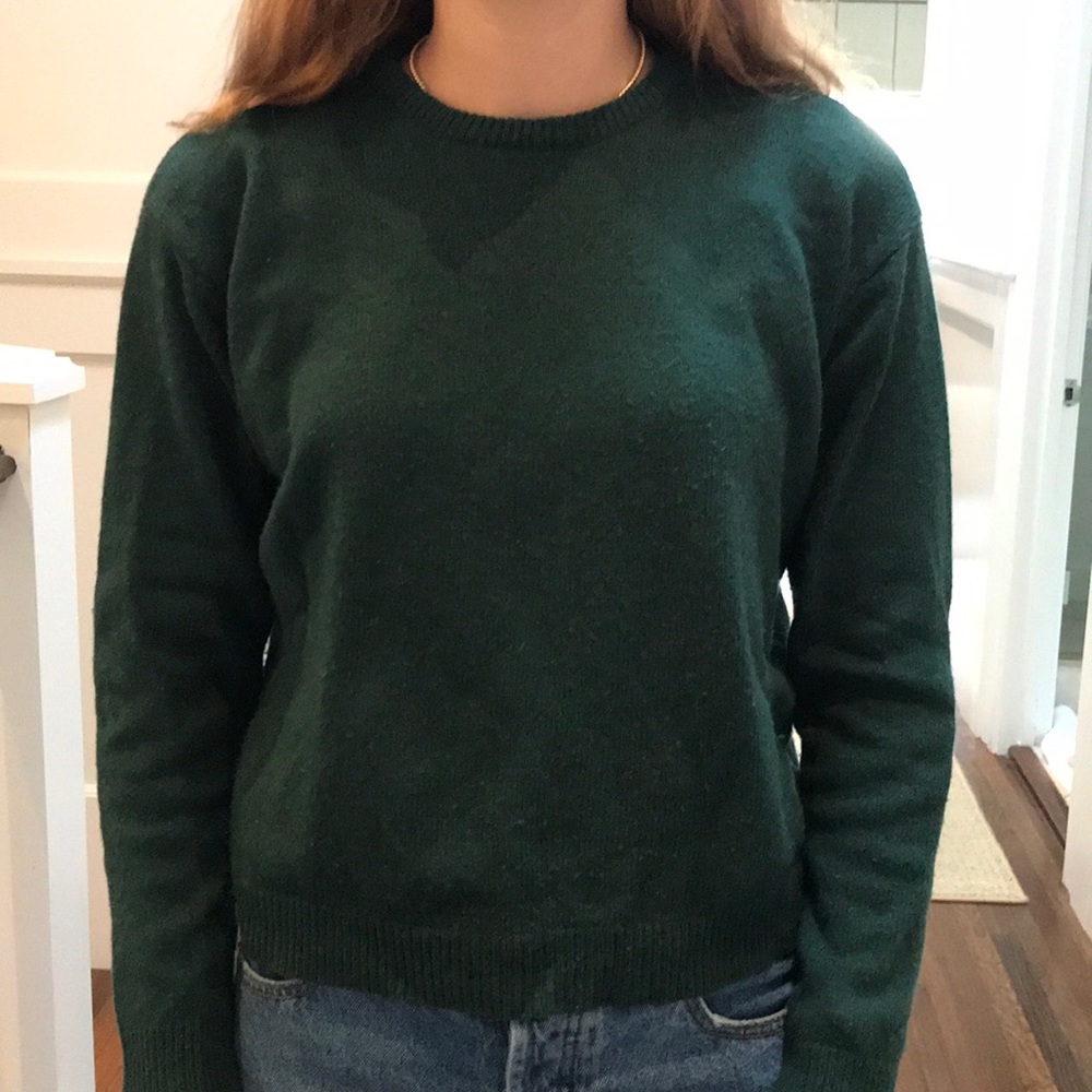 Forest green Brandy Melville crew neck sweater